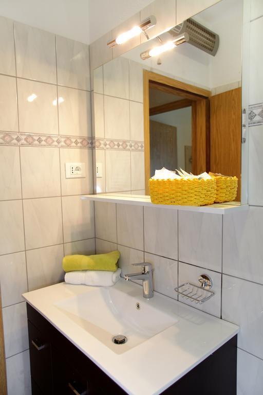 Apartment Biocic トロギール 部屋 写真