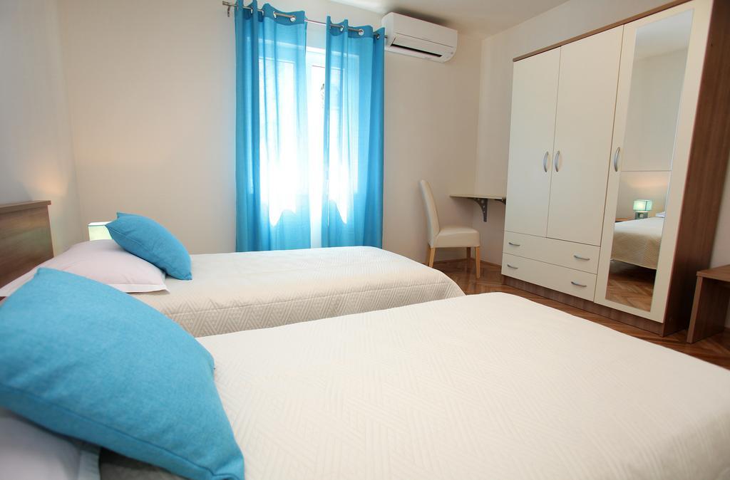 Apartment Biocic トロギール 部屋 写真